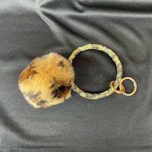 Fur Pom Pom keychain